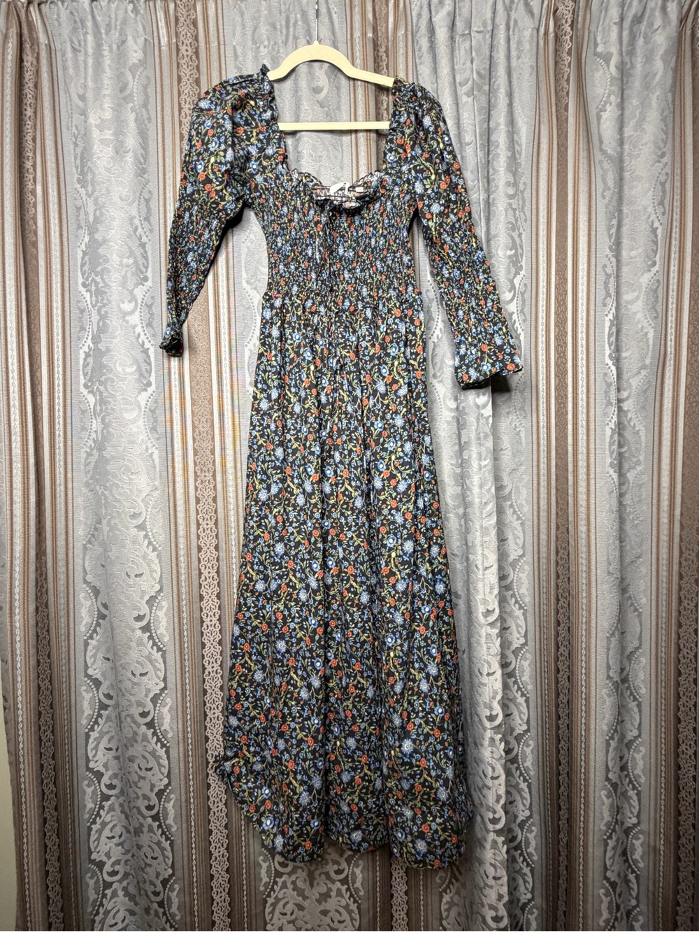 Doen Bijou Dress in Noir Prairie de Montagne Size Medium Floral Puff Sleeve - Picture 5 of 10